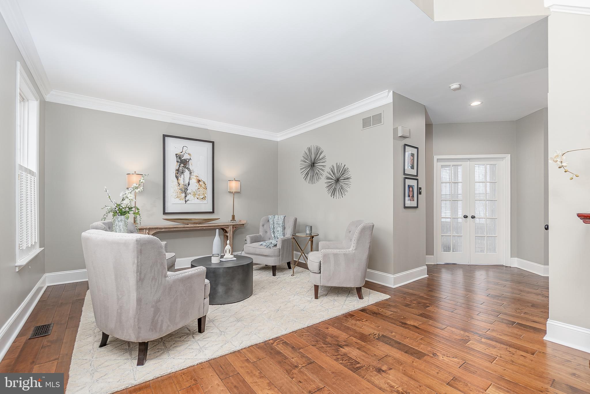 1303 School House Cir