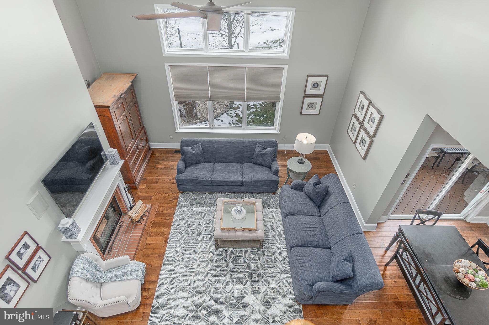 1303 School House Cir