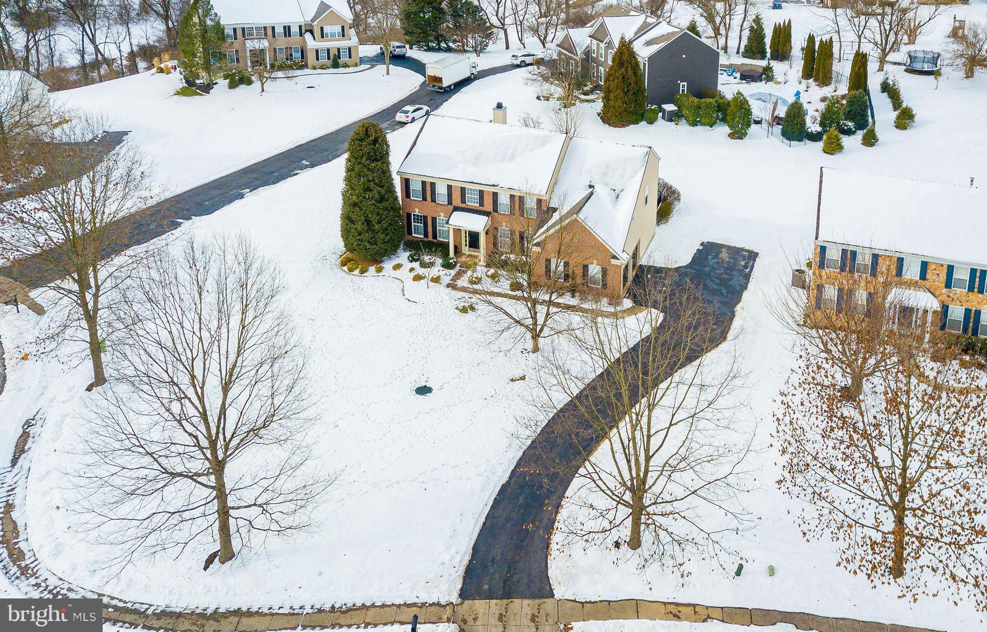 1303 School House Cir
