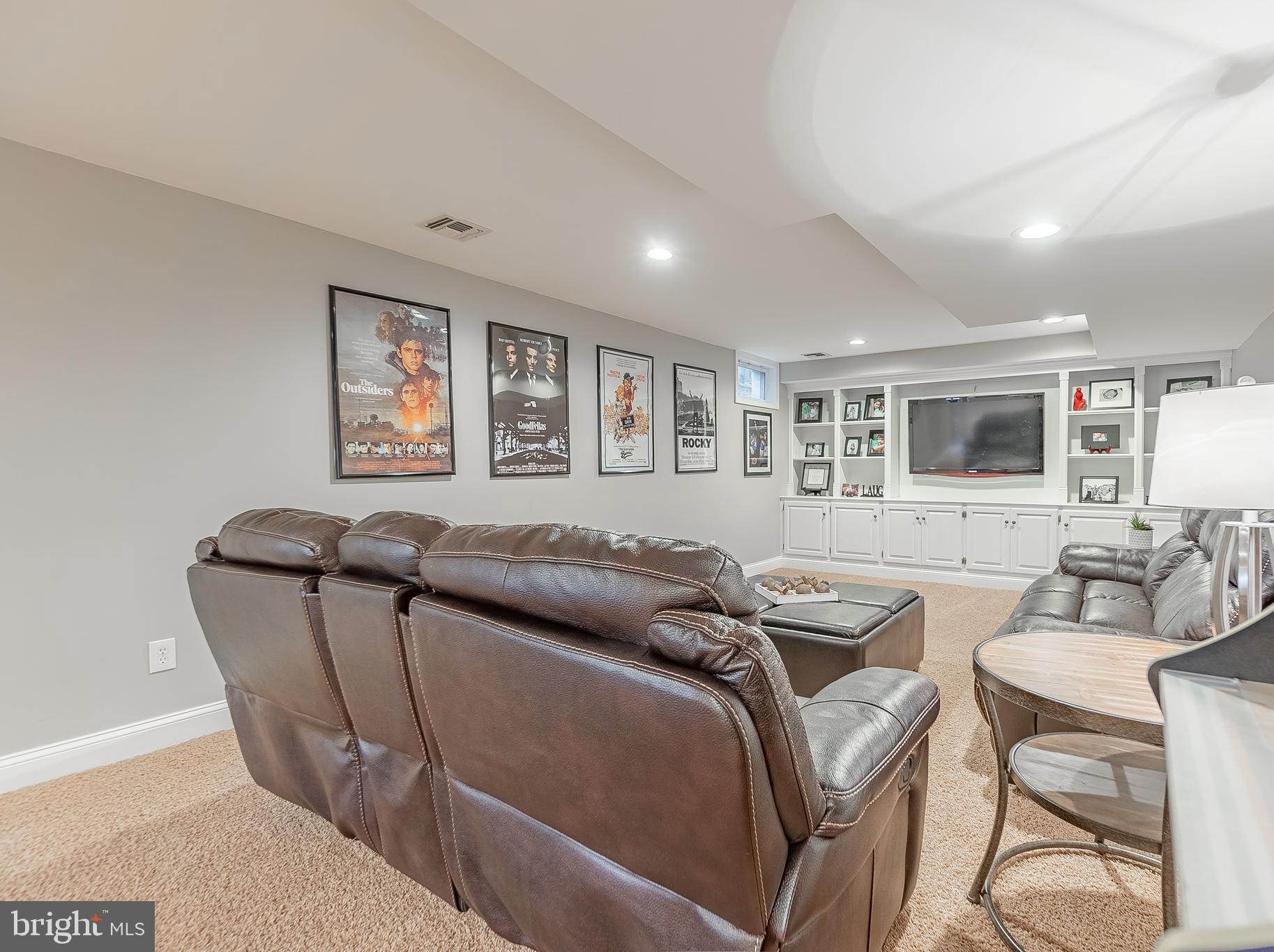 1303 School House Cir