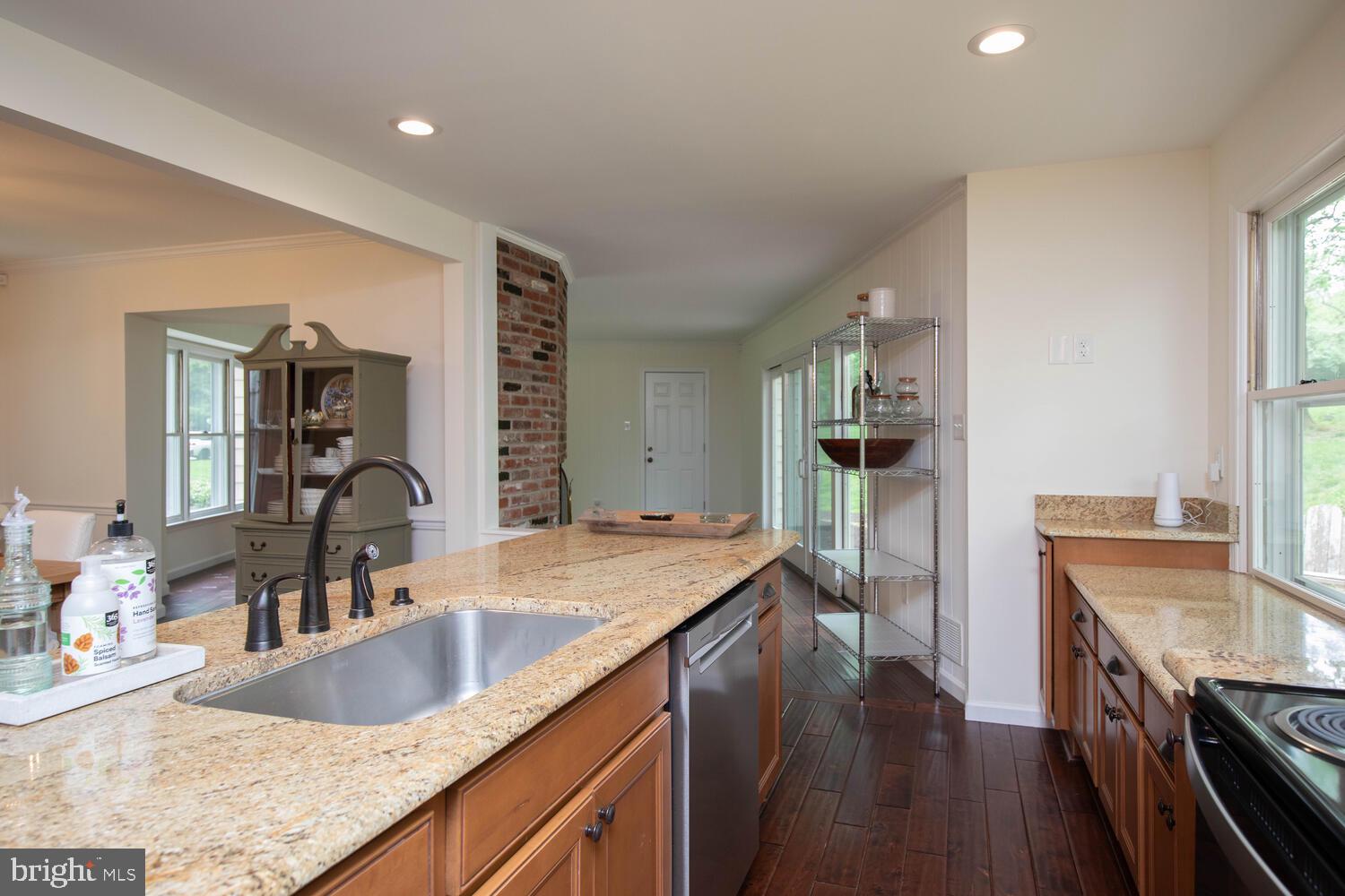 1424 Carroll Brown Way