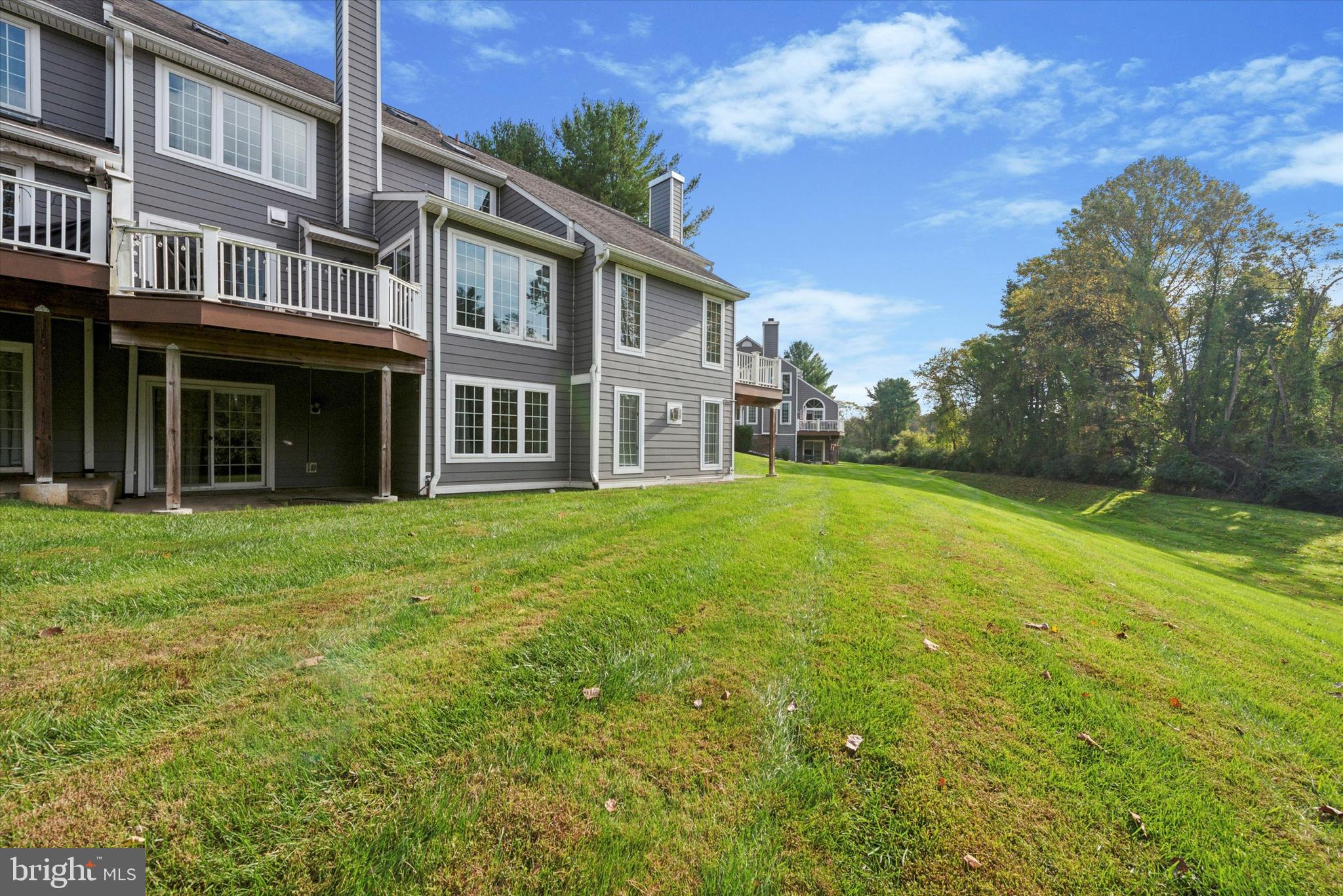 217 E Village Ln