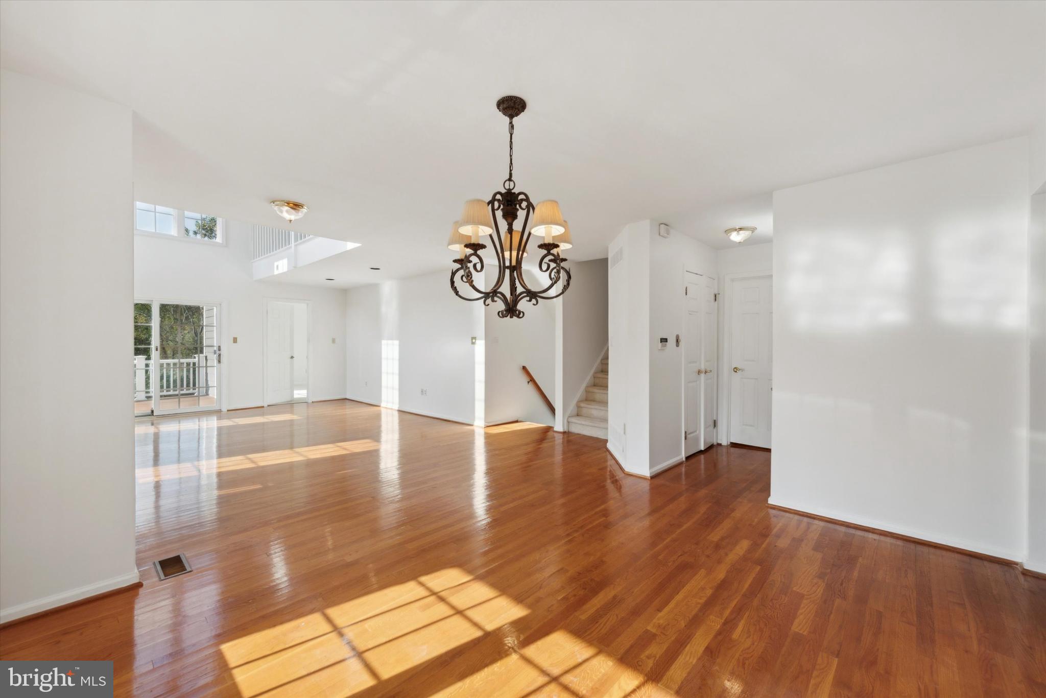 217 E Village Ln