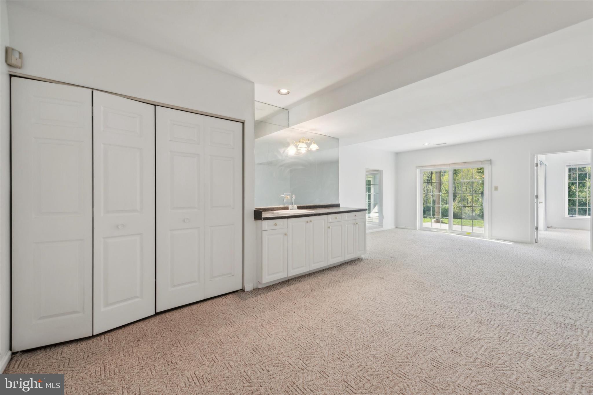 217 E Village Ln