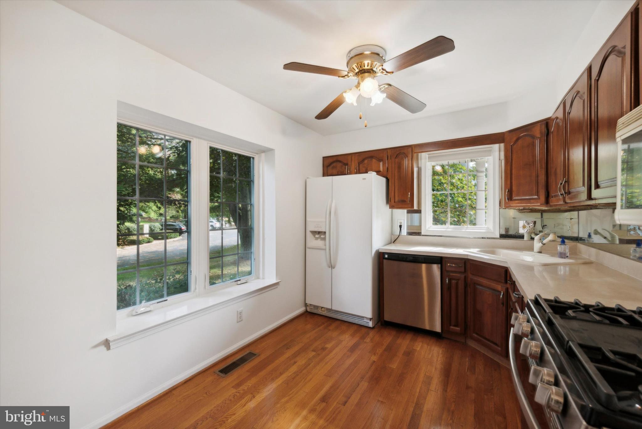 217 E Village Ln
