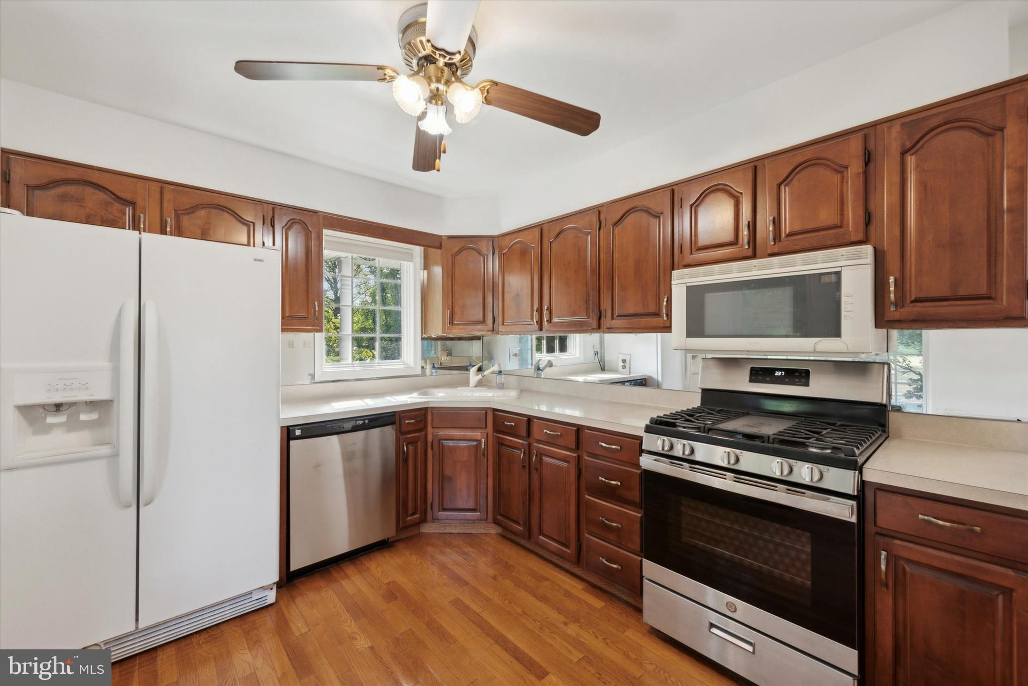 217 E Village Ln