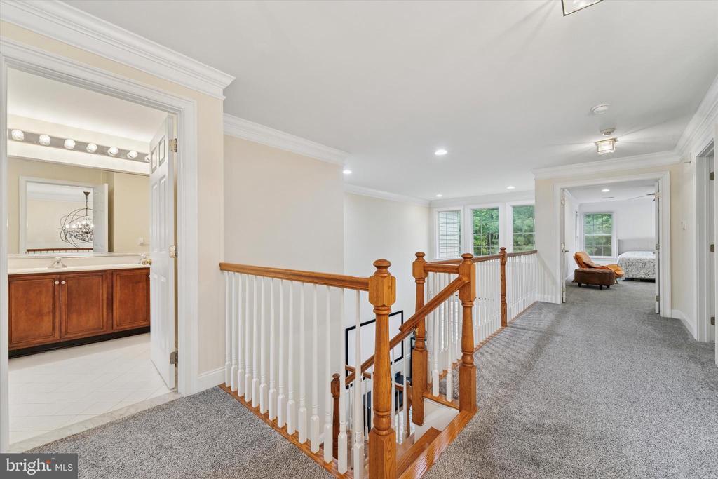 11 Sloan Rd
