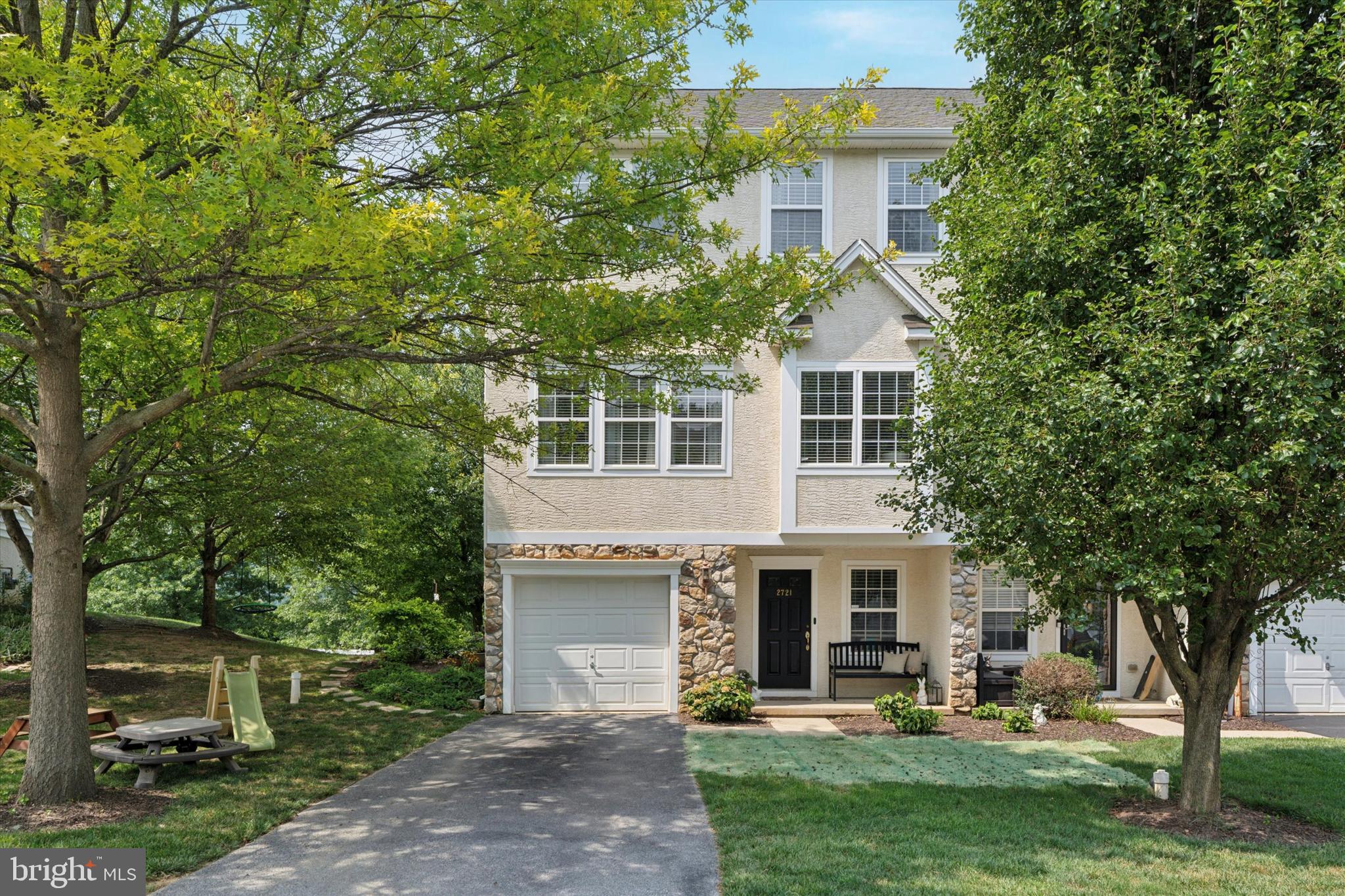 2721 Fynamore Ln