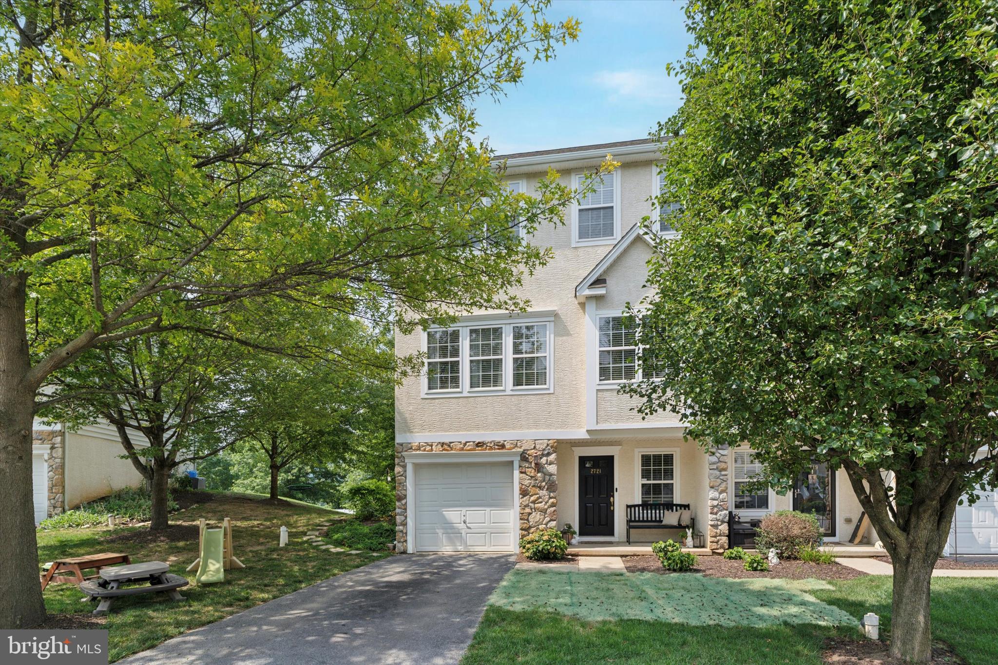2721 Fynamore Ln