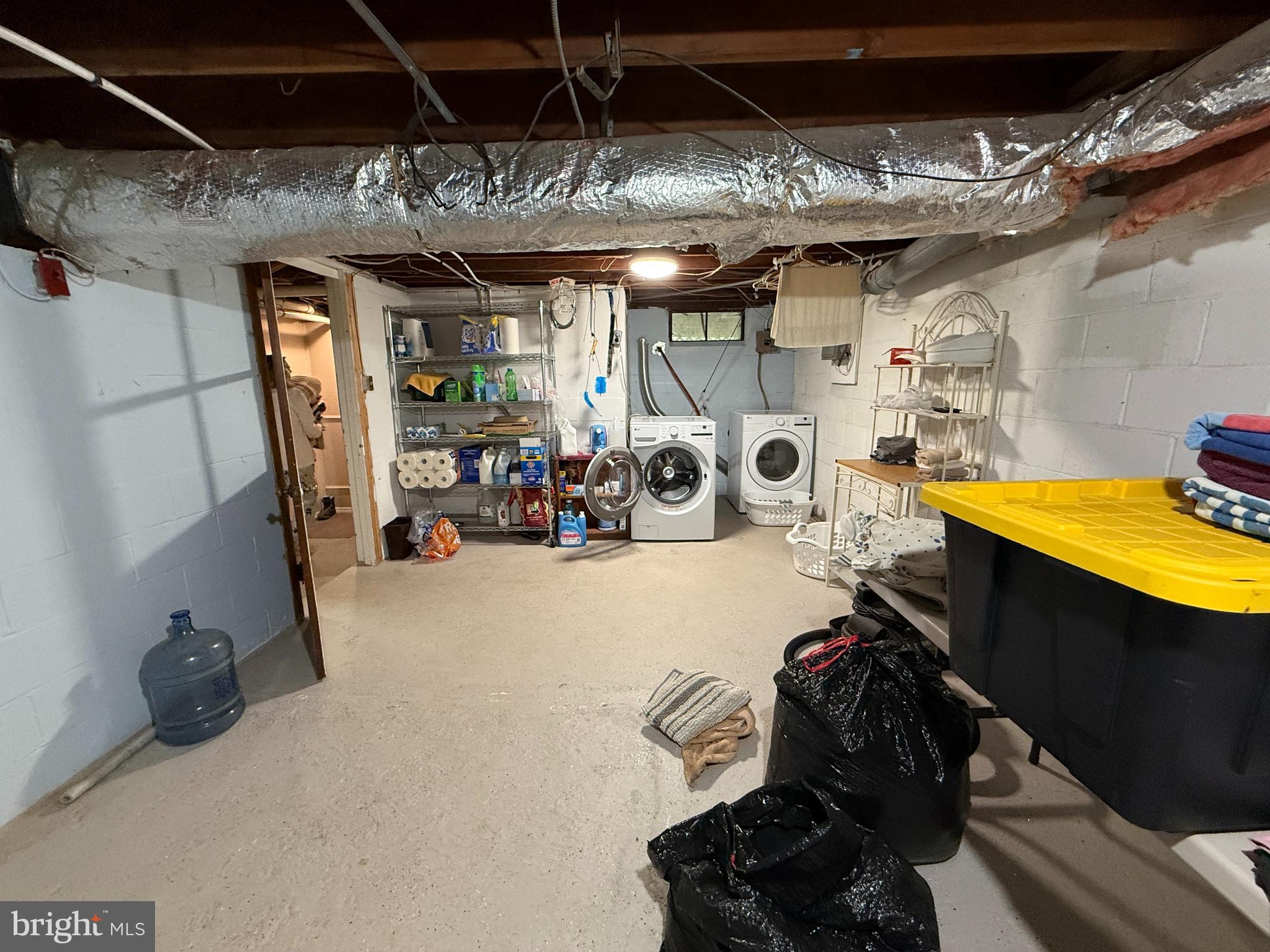 1667 BEACON HILL ROAD