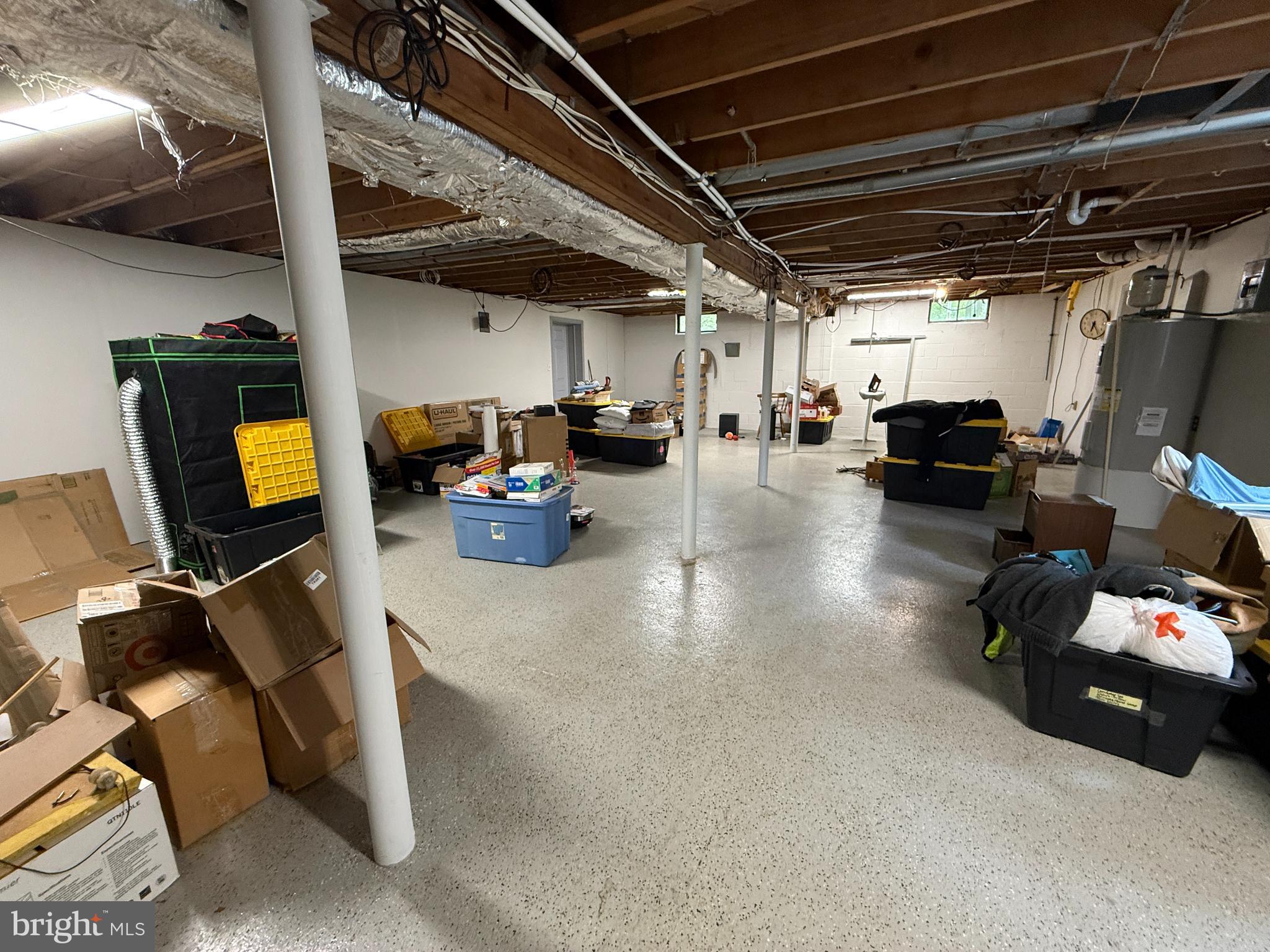 1667 BEACON HILL ROAD