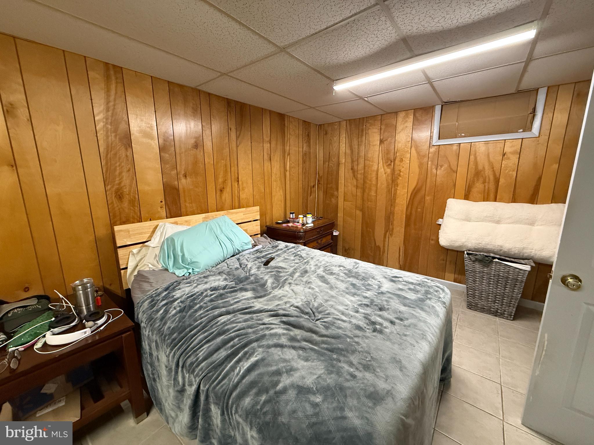 1667 BEACON HILL ROAD