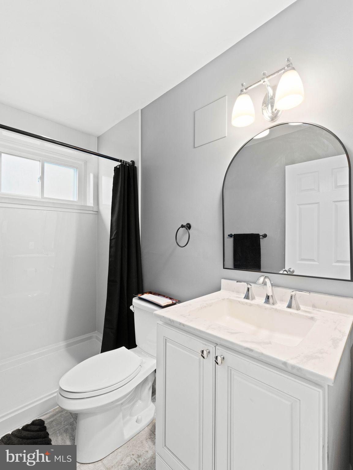 335 E LANCASTER AVENUE E-5