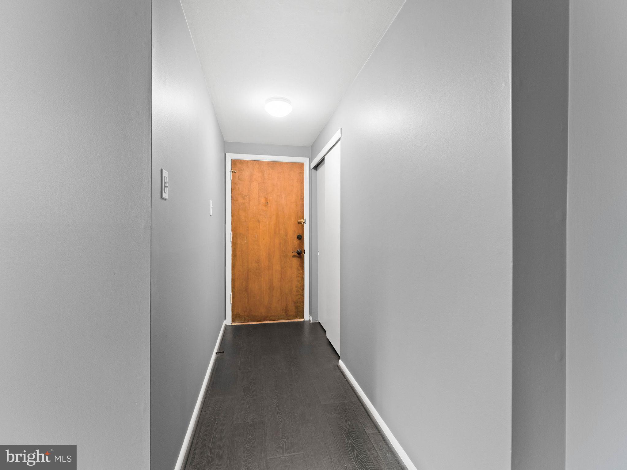 335 E LANCASTER AVENUE E-5