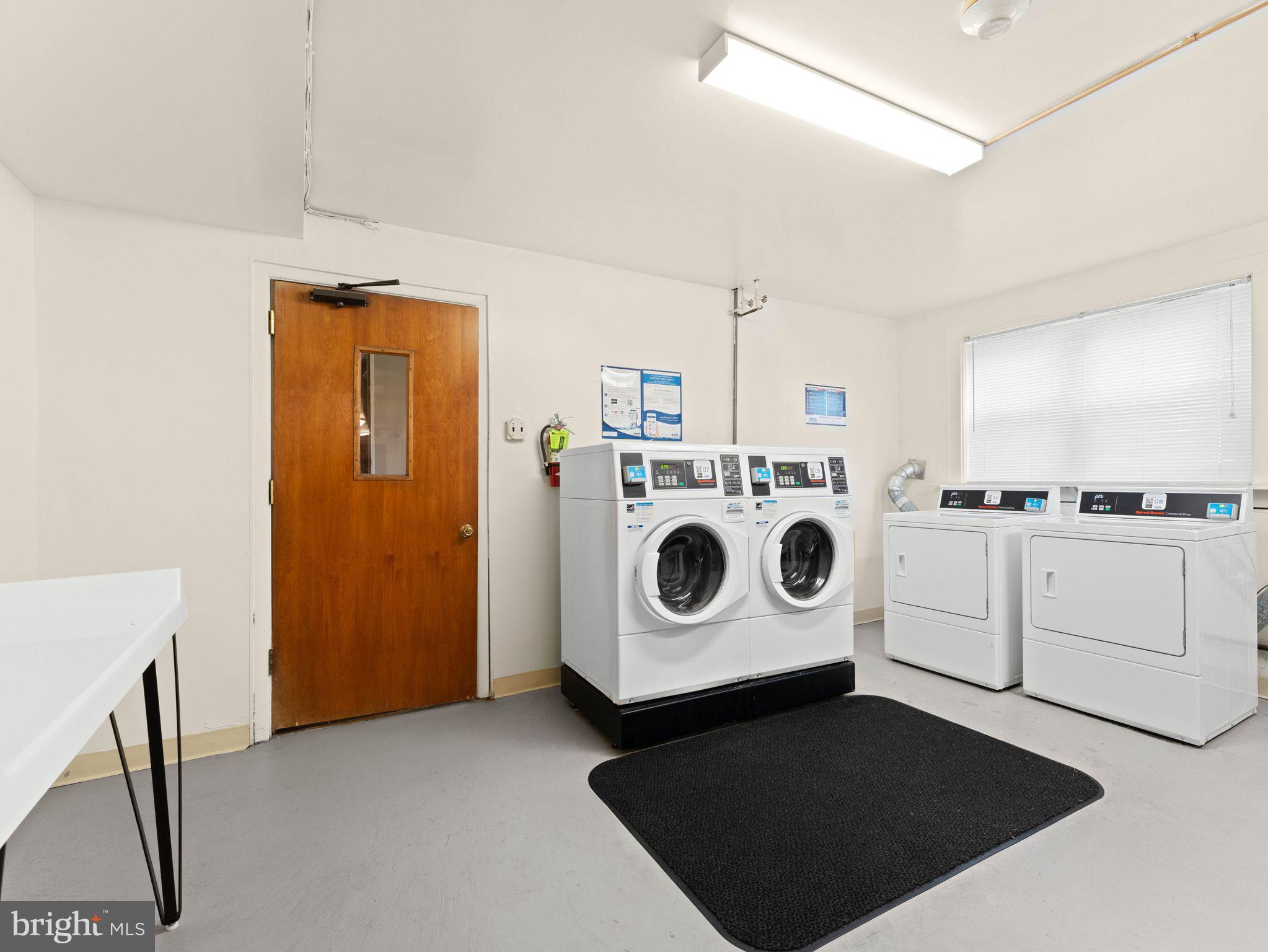 335 E LANCASTER AVENUE E-5