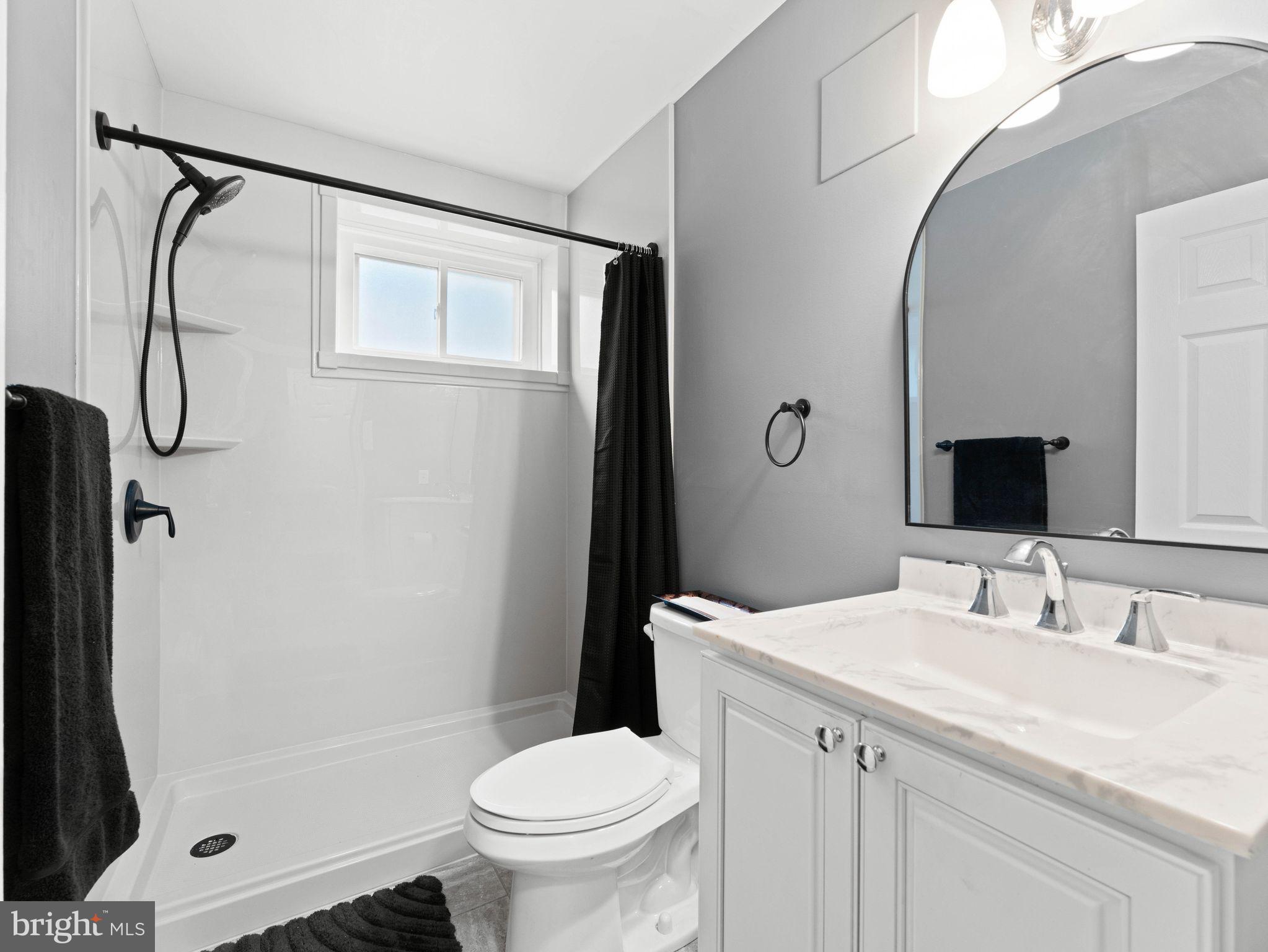 335 E LANCASTER AVENUE E-5