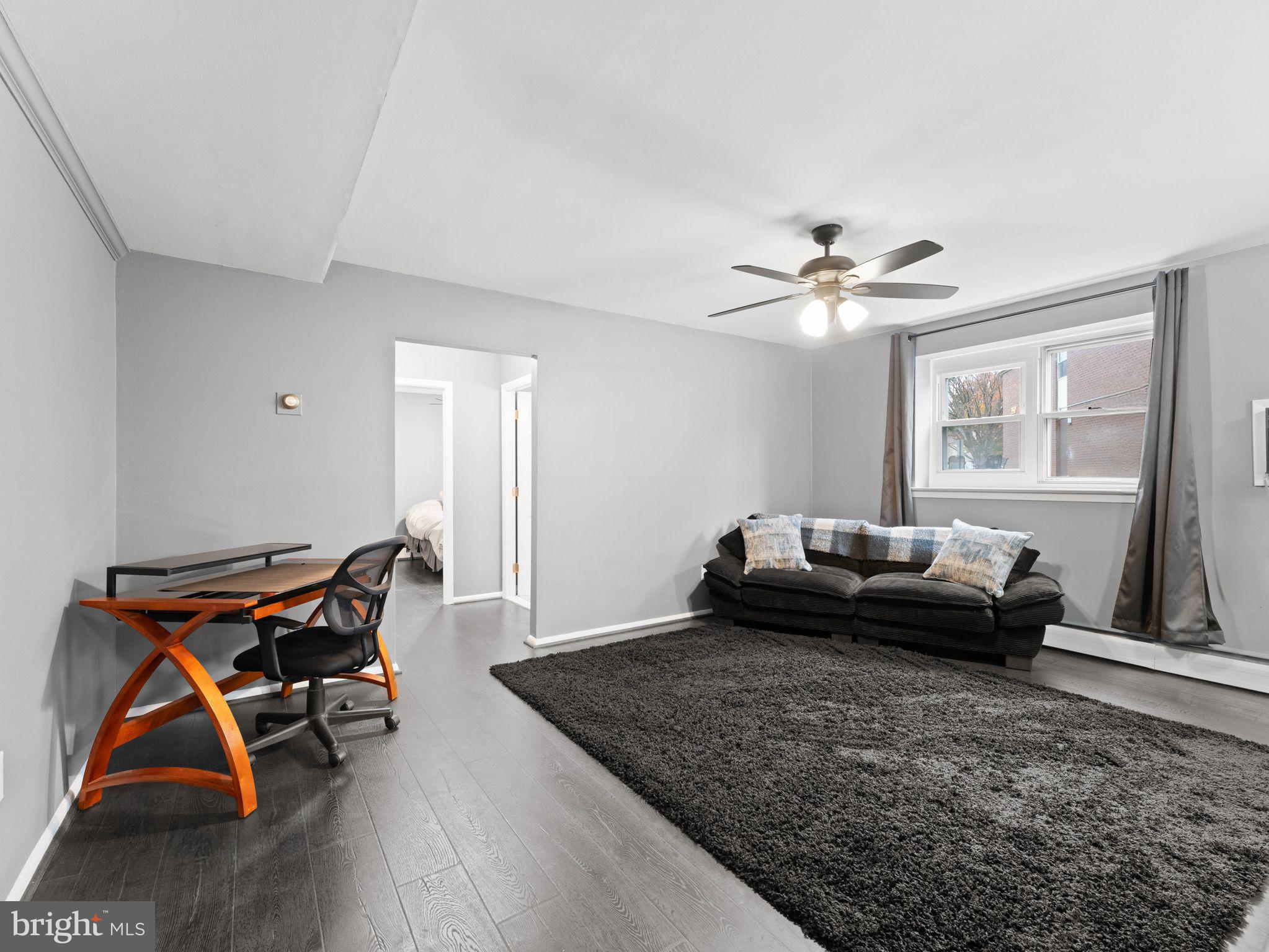 335 E LANCASTER AVENUE E-5