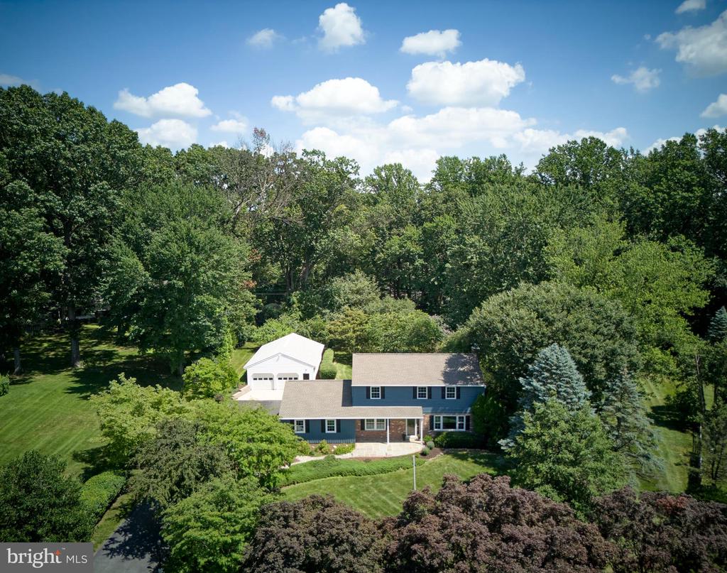 60 HILLTOP DRIVE