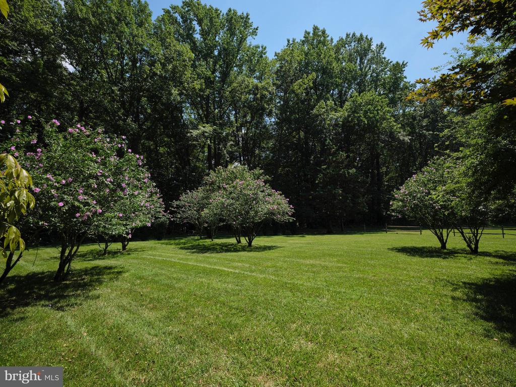 60 HILLTOP DRIVE