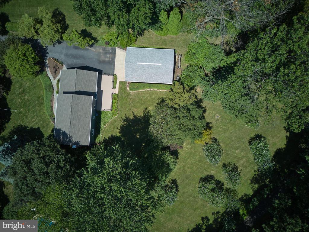 60 HILLTOP DRIVE