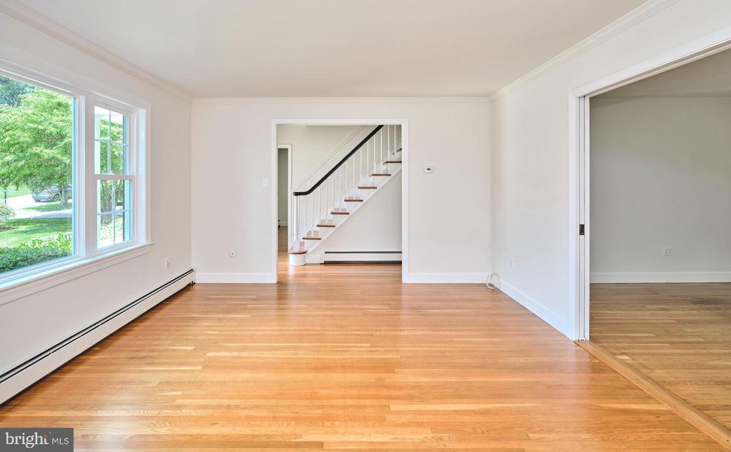 60 HILLTOP DRIVE