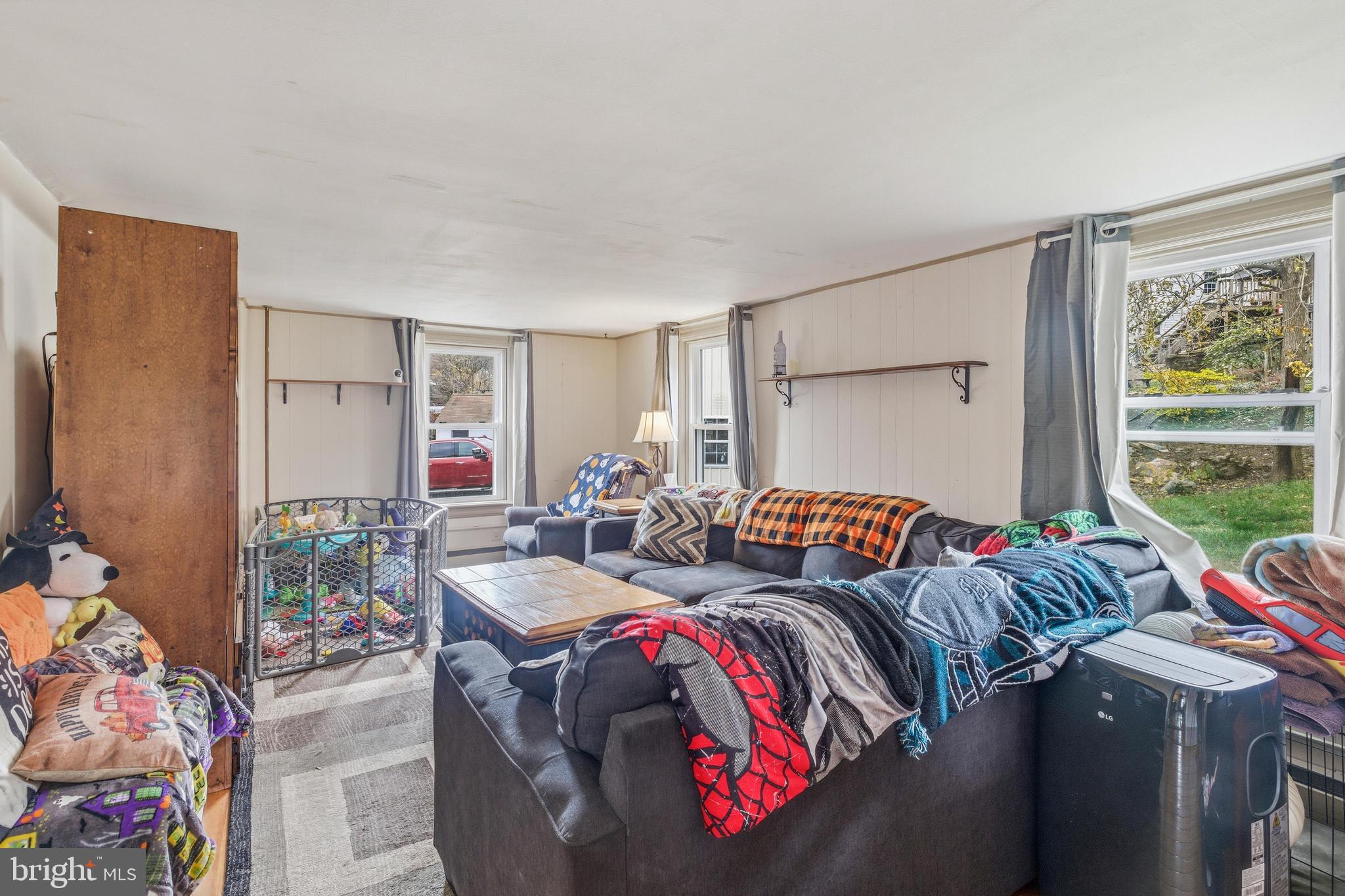 436 STRASBURG AVENUE