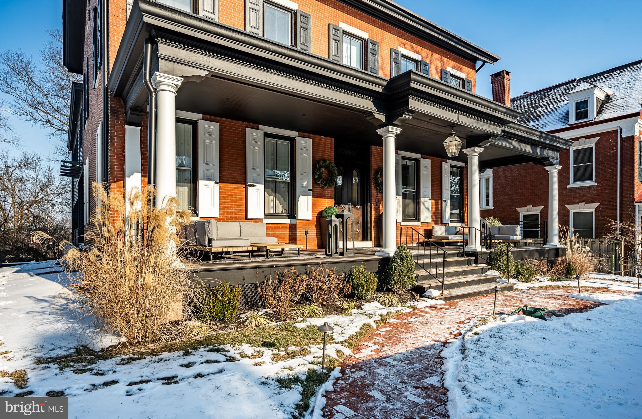 305 S WALNUT STREET 3