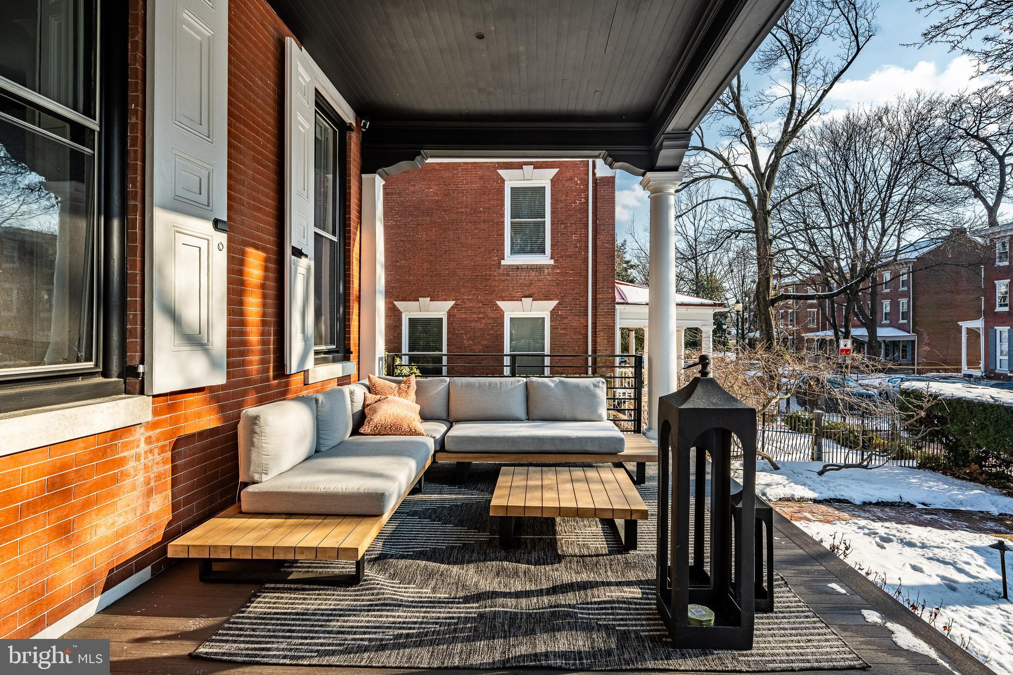 305 S WALNUT STREET 3