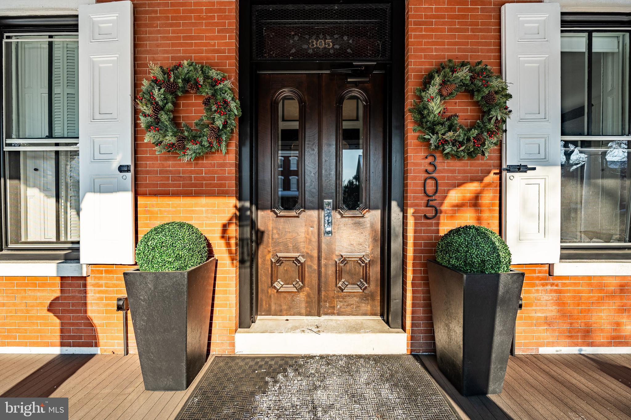 305 S WALNUT STREET 3