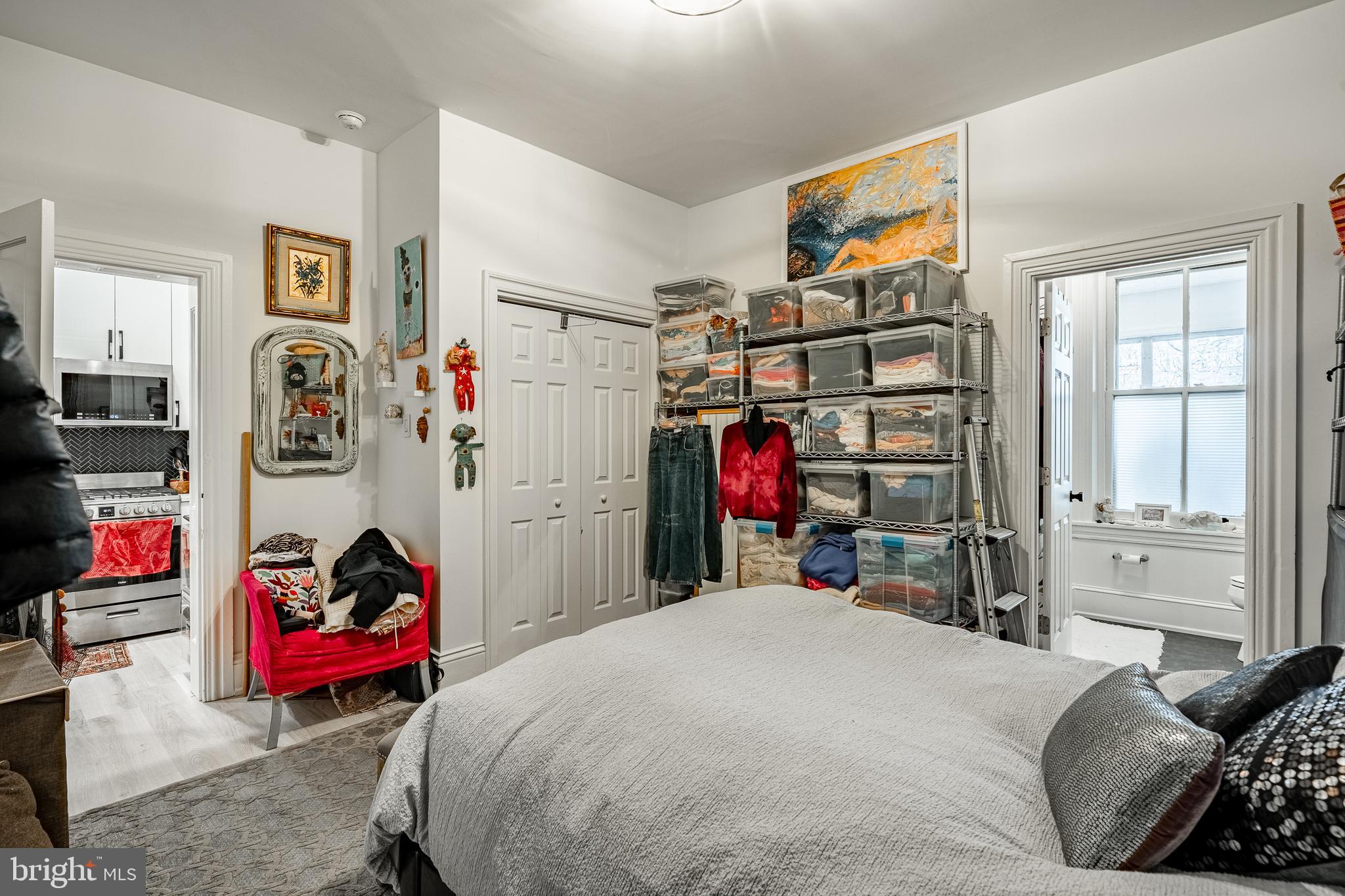 305 S WALNUT STREET 3