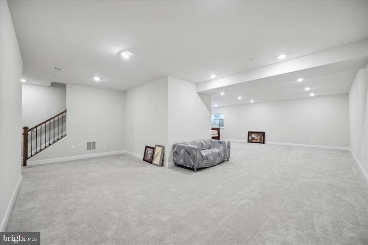 325 PIPER LANE