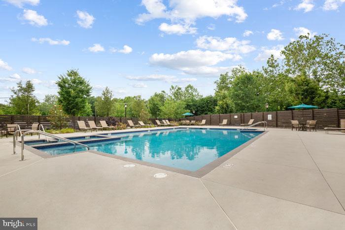 131 BRIDGE STREET Unit: 1404