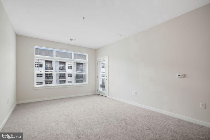 131 BRIDGE STREET Unit: 1404