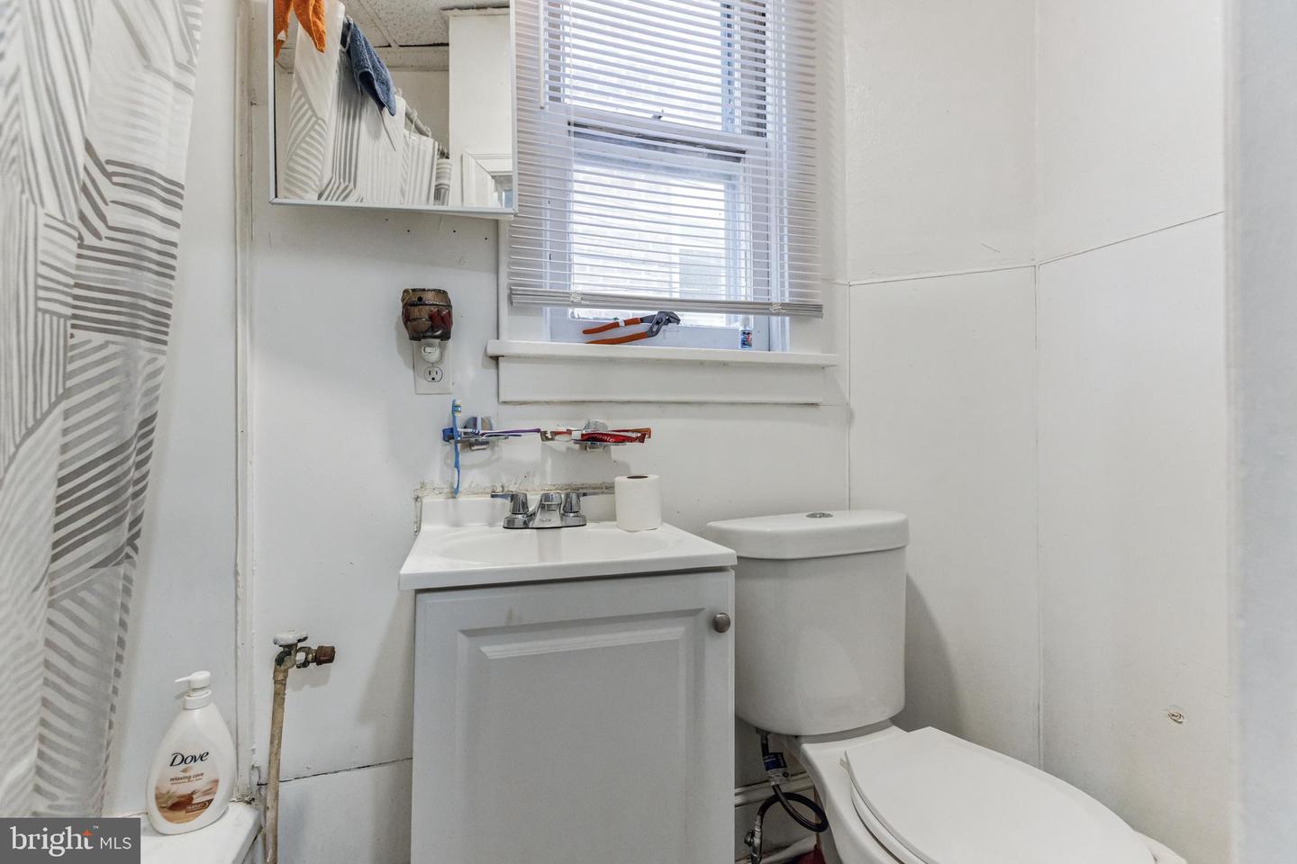 131 MacDade Blvd