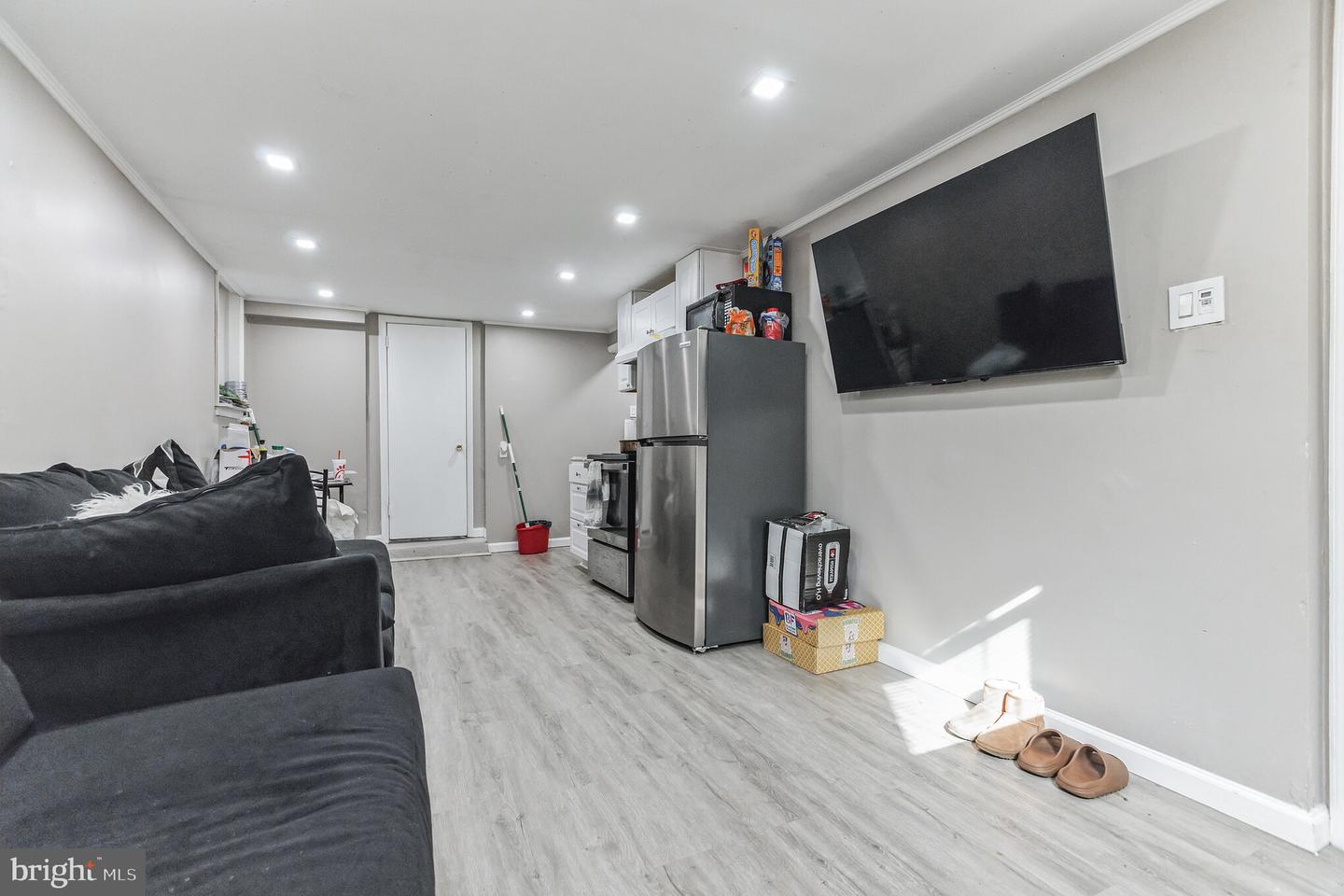 131 MacDade Blvd