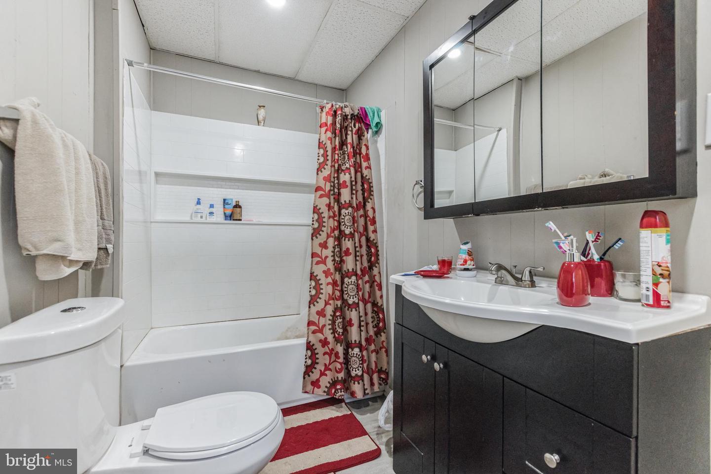 131 MacDade Blvd