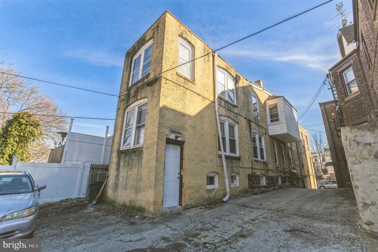 131 MacDade Blvd