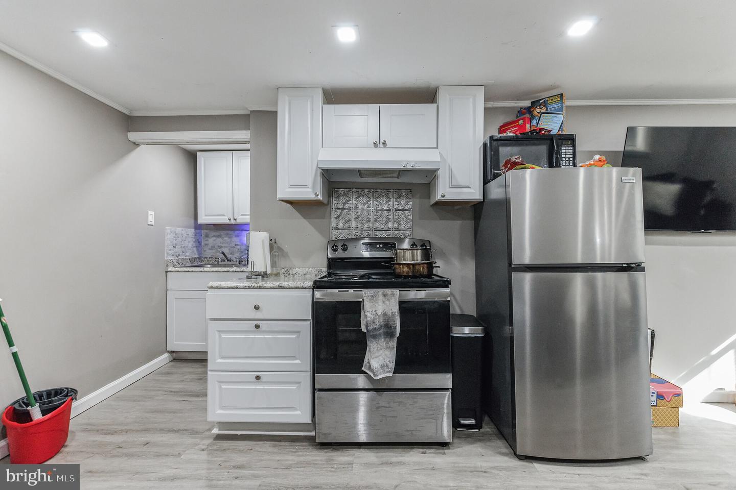 131 MacDade Blvd