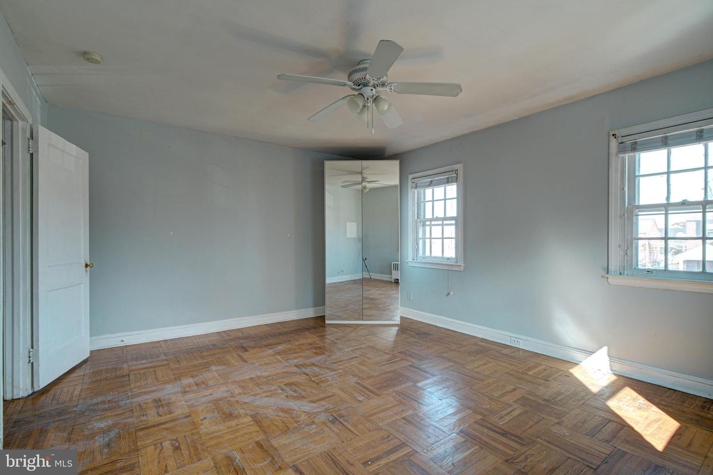 606 Fern St