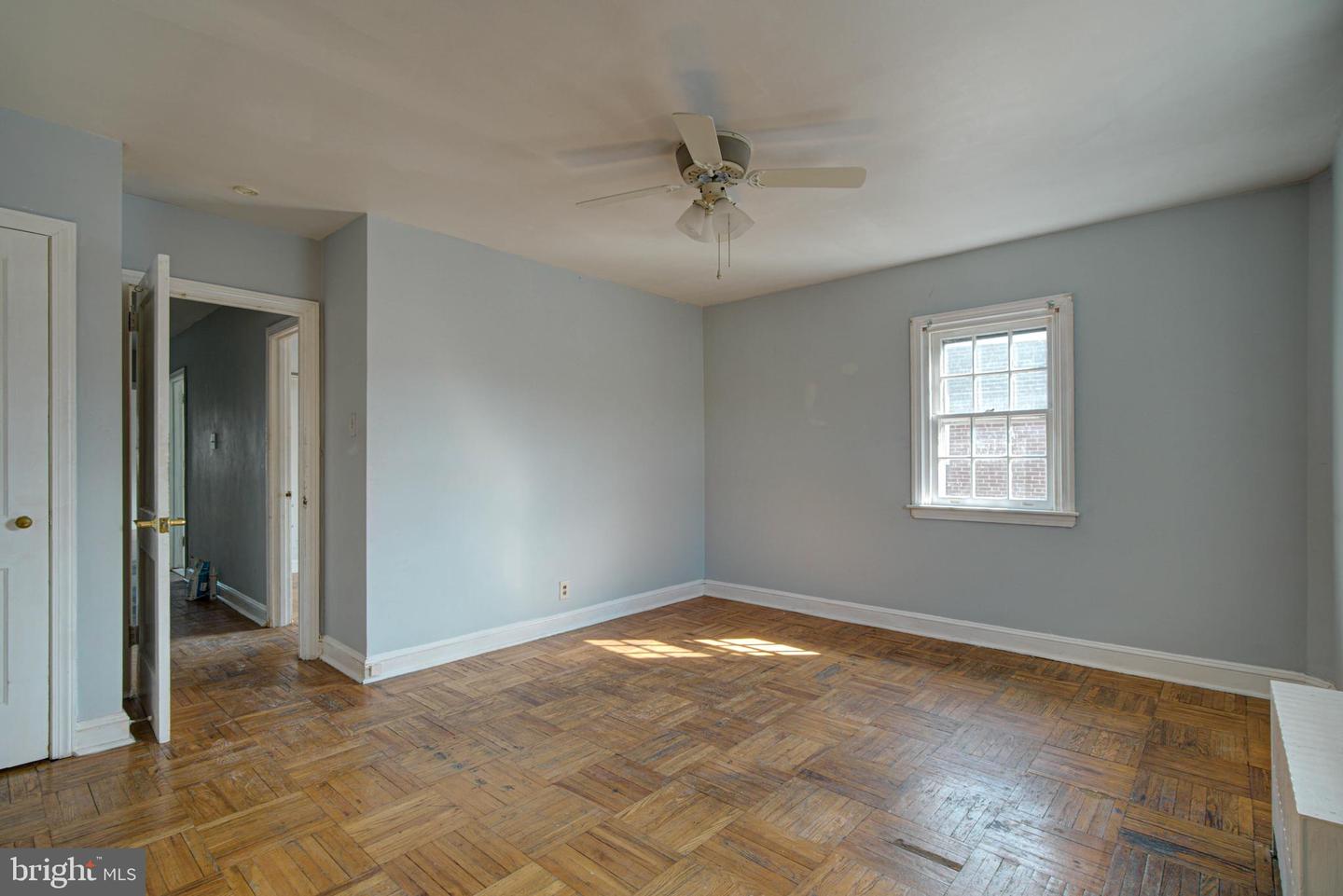 606 Fern St