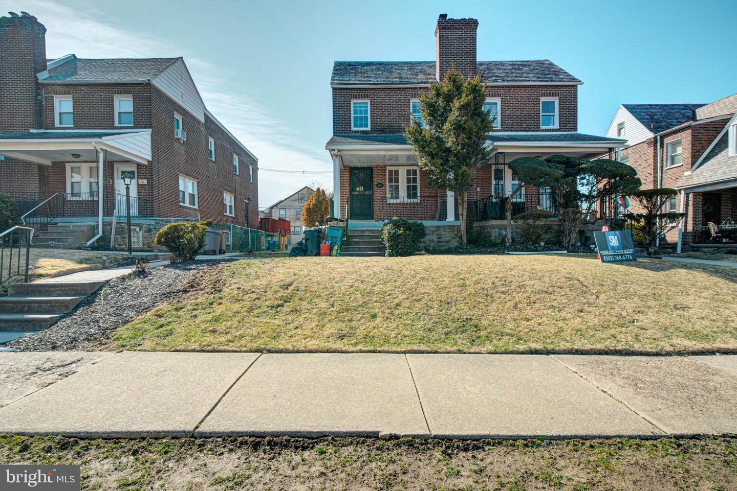 606 Fern St