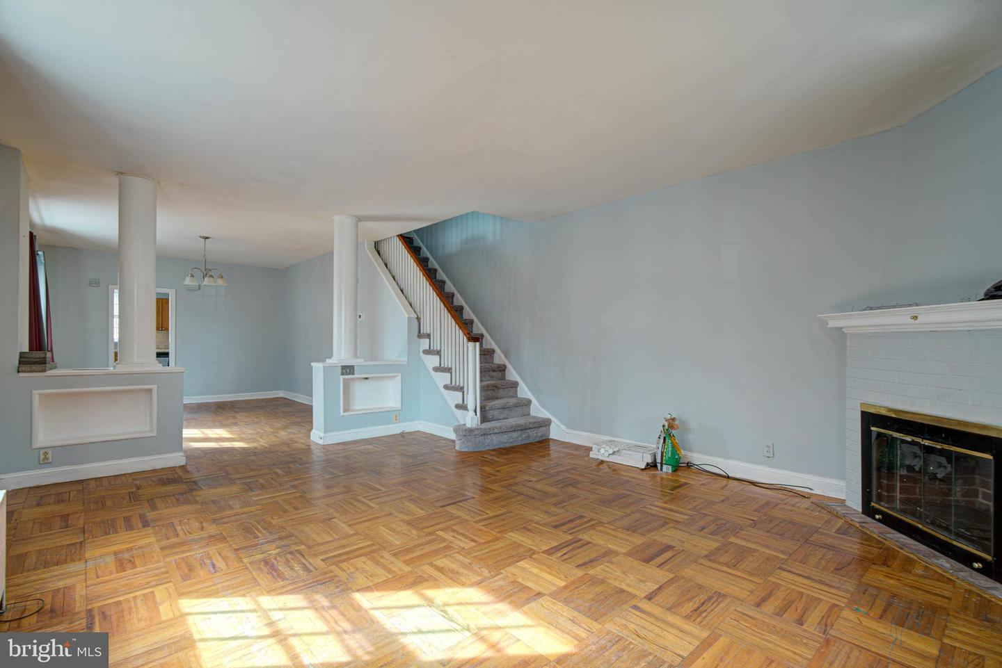 606 Fern St