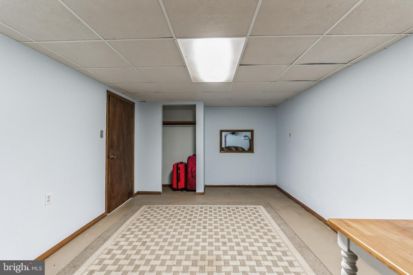 108 Maple Ave