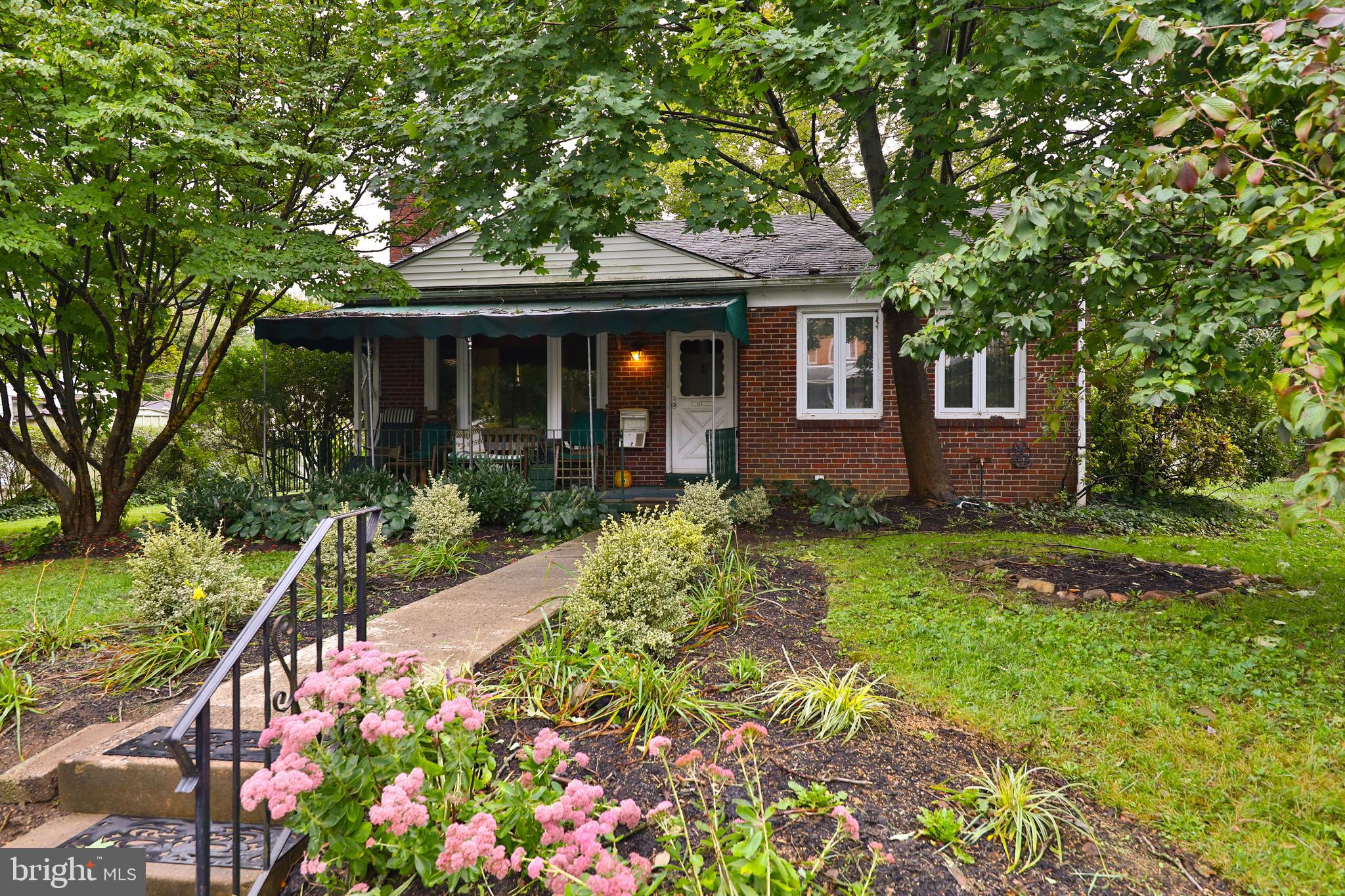 412 E Jefferson St