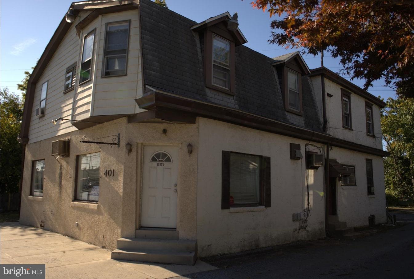 401 W CHESTER PIKE