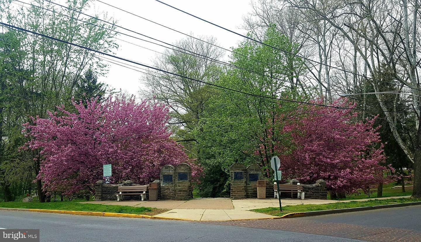 100 E Glenolden Ave #E19