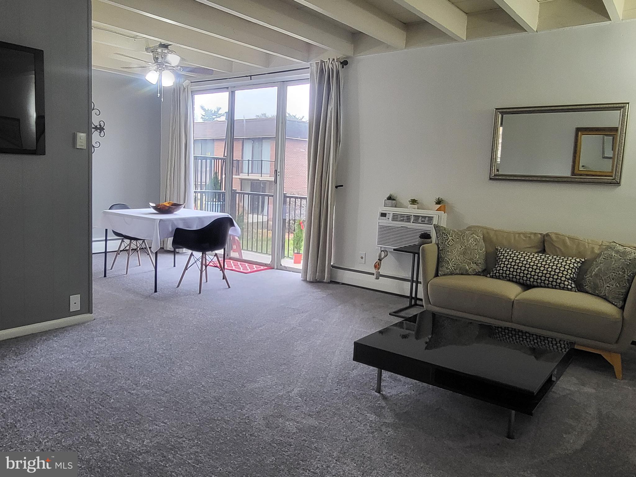 100 E Glenolden Ave #E19