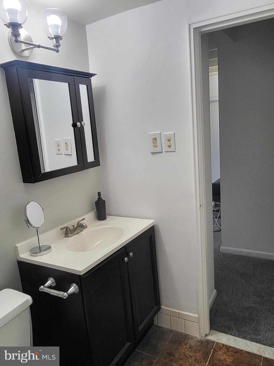 100 E Glenolden Ave #E19