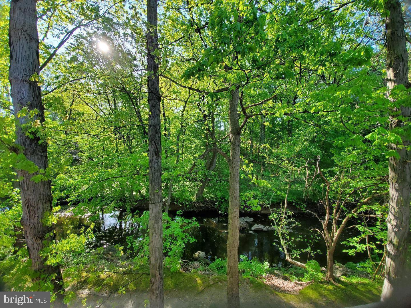 100 E Glenolden Ave #E19