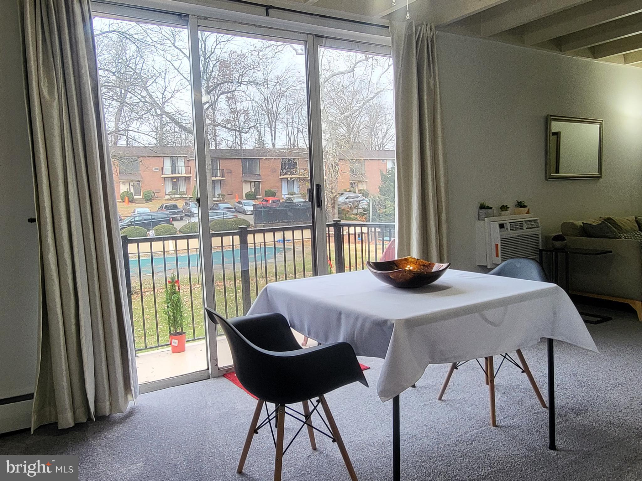 100 E Glenolden Ave #E19